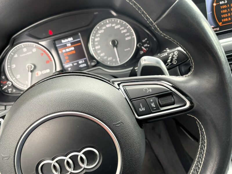 Audi SQ5 Panorama dach, Skórzana tapicerka, Podgrzewane fotele, Światła LED 8R (2013-)