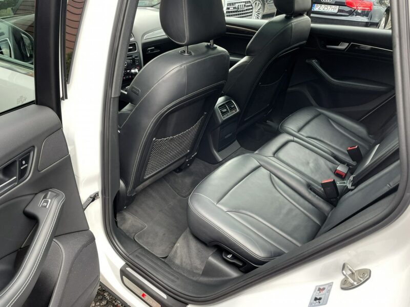Audi SQ5 Panorama dach, Skórzana tapicerka, Podgrzewane fotele, Światła LED 8R (2013-)