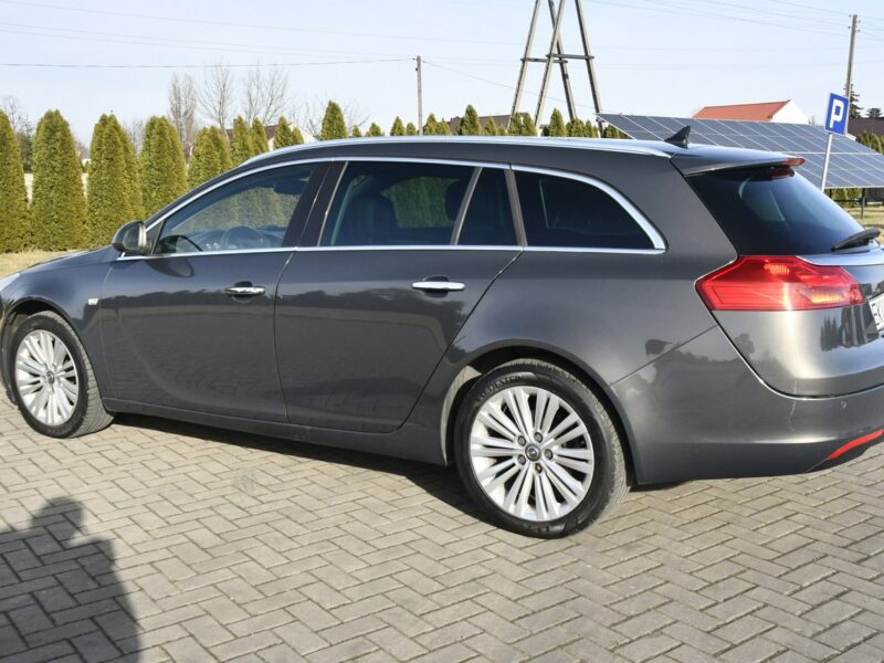 Opel Insignia 2,0D DUDKI11 Klimatronic,Serwis,Navi,Parktronic,Pół-Skóry,GWARANCJA A (2008-2017)