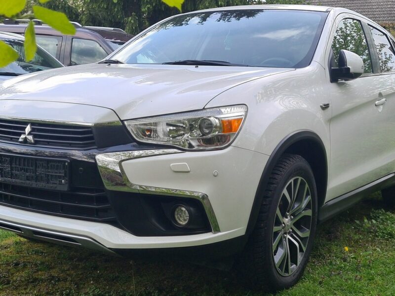 Mitsubishi ASX Krajowy34tys.km wersja INSTYLE 1.6 1-wlaścicielBezwypadkowySERWISOWANY