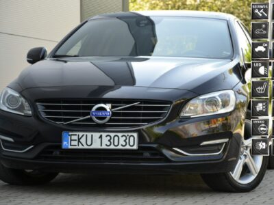 Volvo V60 2.4D6 AWD Plug-in Hybrid Led Serwis Grz.kierownica Kamera Navi Skóra I (2010-2018)