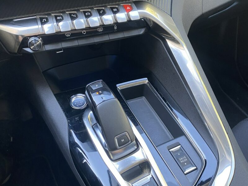 Peugeot 5008 Automat, Full LED, Wirtualne zegary II (2017-)