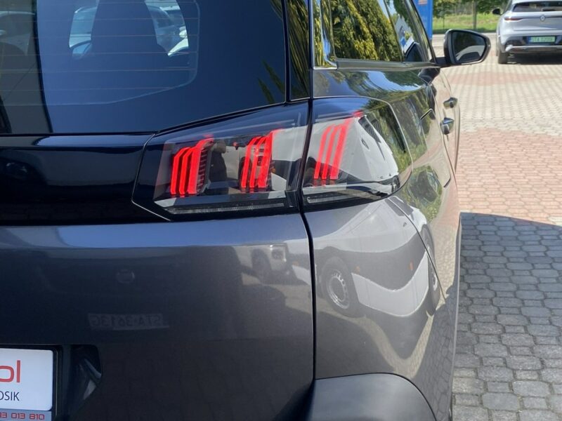 Peugeot 5008 Automat, Full LED, Wirtualne zegary II (2017-)