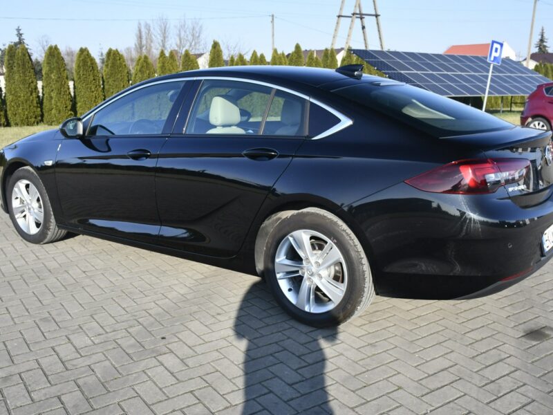 Opel Insignia 1,6d DUDKI11 Navi,Klimatr 2 str.Asystent Pasa Ruchu,Full-Matrix,OKAZJA B (2017-)
