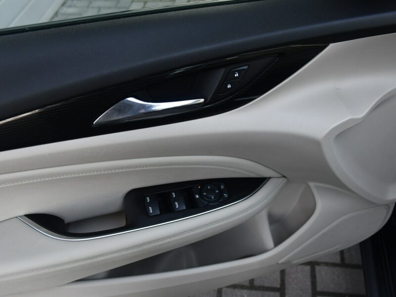 Opel Insignia 1,6d DUDKI11 Navi,Klimatr 2 str.Asystent Pasa Ruchu,Full-Matrix,OKAZJA B (2017-)