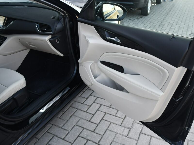 Opel Insignia 1,6d DUDKI11 Navi,Klimatr 2 str.Asystent Pasa Ruchu,Full-Matrix,OKAZJA B (2017-)