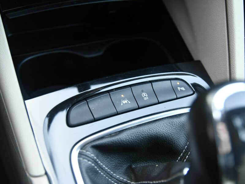 Opel Insignia 1,6d DUDKI11 Navi,Klimatr 2 str.Asystent Pasa Ruchu,Full-Matrix,OKAZJA B (2017-)