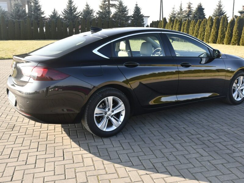 Opel Insignia 1,6d DUDKI11 Navi,Klimatr 2 str.Asystent Pasa Ruchu,Full-Matrix,OKAZJA B (2017-)