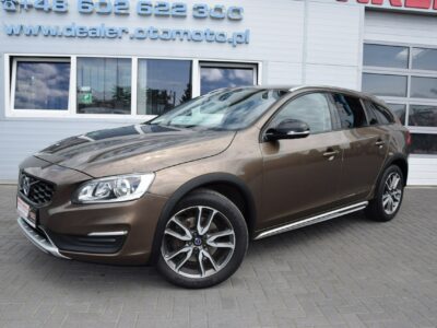 Volvo V60 Cross Country 2.0 D3 Summum 100% bezwypadkowy Serwis LED Skóra Navi EURO-5 Zamiana