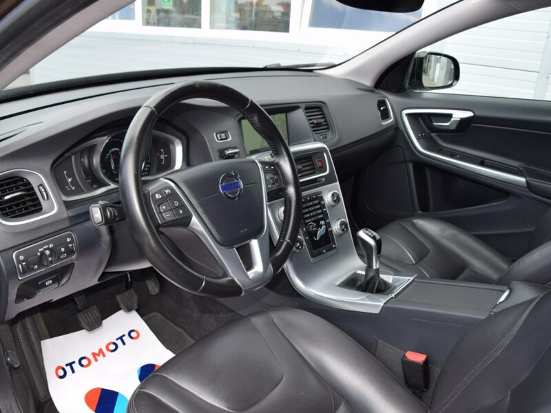 Volvo V60 Cross Country 2.0 D3 Summum 100% bezwypadkowy Serwis LED Skóra Navi EURO-5 Zamiana