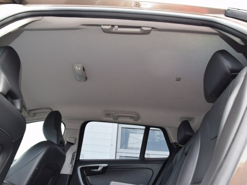 Volvo V60 Cross Country 2.0 D3 Summum 100% bezwypadkowy Serwis LED Skóra Navi EURO-5 Zamiana