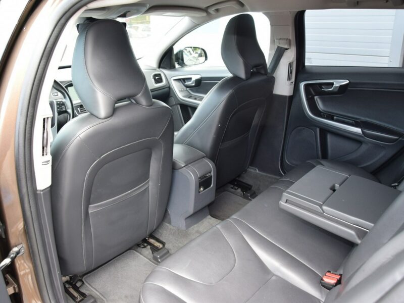 Volvo V60 Cross Country 2.0 D3 Summum 100% bezwypadkowy Serwis LED Skóra Navi EURO-5 Zamiana