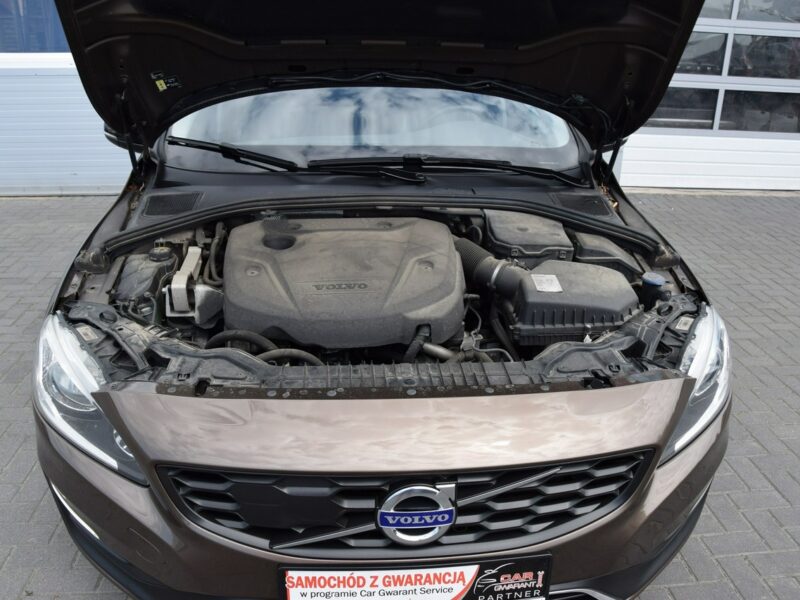 Volvo V60 Cross Country 2.0 D3 Summum 100% bezwypadkowy Serwis LED Skóra Navi EURO-5 Zamiana
