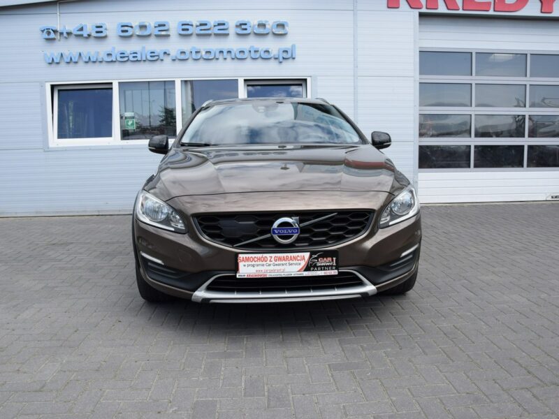 Volvo V60 Cross Country 2.0 D3 Summum 100% bezwypadkowy Serwis LED Skóra Navi EURO-5 Zamiana