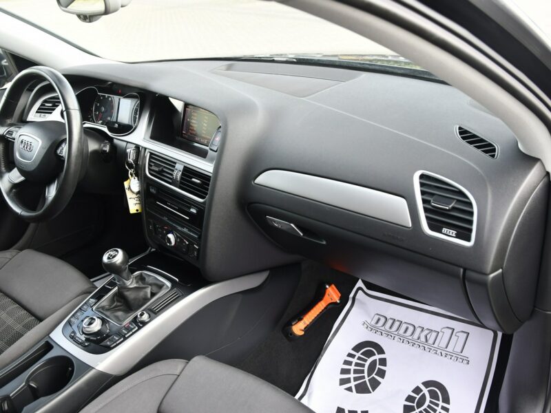 Audi A4 1,8TFSI DUDKI11, Navi< Klimatr 2 str.Alu,Tempomat,Manual,Hak.OKAZJA B8 (2007-2015)