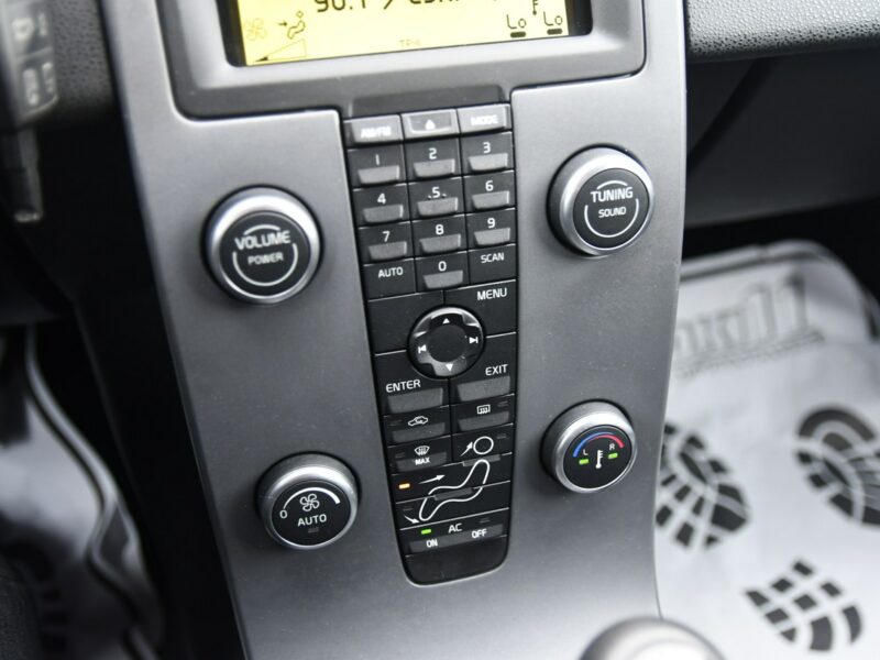 Volvo V50 1,6HDI DUDKI11 Serwis,Klimatronic 2 str.Tempomat.GWARANCJA II (2007-)
