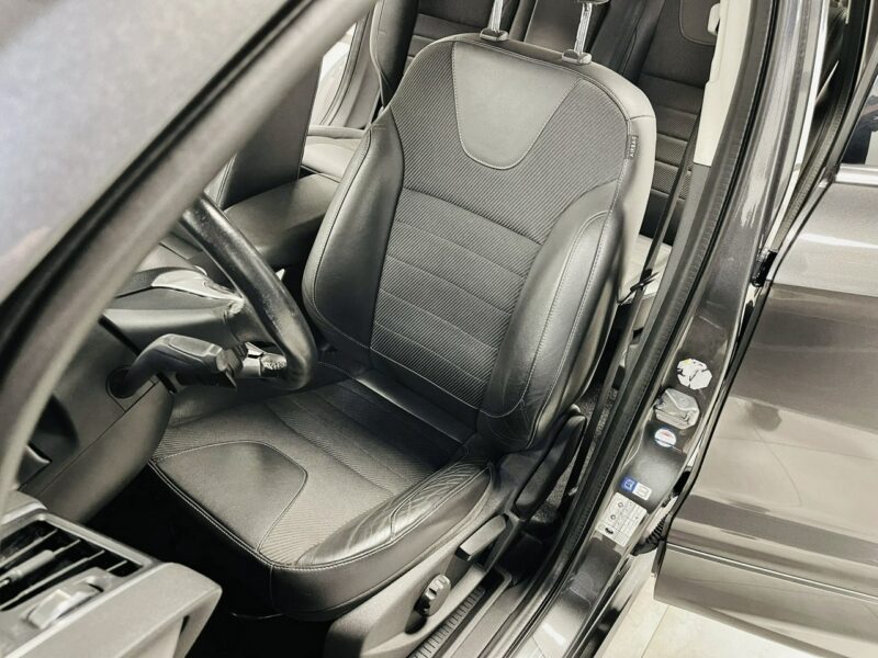 Ford Kuga 2.0 180KM INDIVIDUAL*4x4*Klimatronic*Duża Navi*SONY Audio*Panorama*FUL II (2012-)