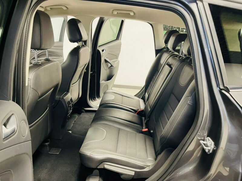 Ford Kuga 2.0 180KM INDIVIDUAL*4x4*Klimatronic*Duża Navi*SONY Audio*Panorama*FUL II (2012-)
