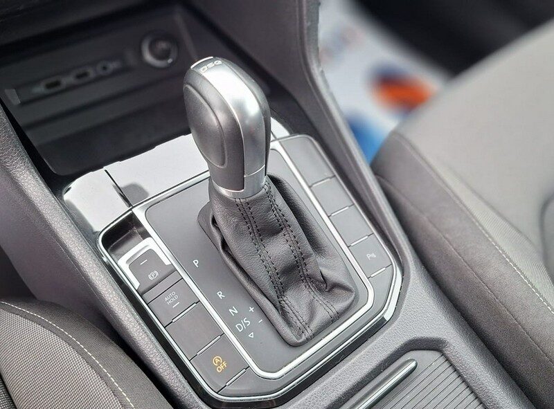 Volkswagen Golf Sportsvan automat LEDY xsenon highline masaz radar navi I (2014-)
