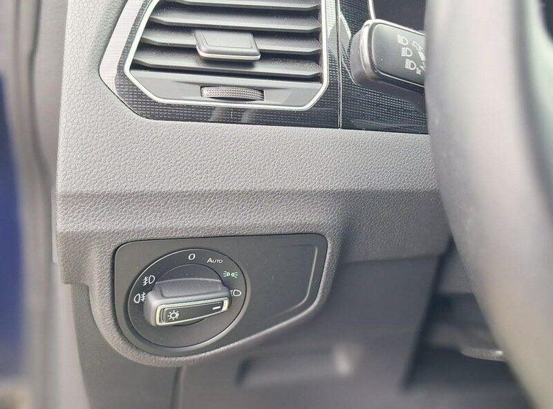 Volkswagen Golf Sportsvan automat LEDY xsenon highline masaz radar navi I (2014-)