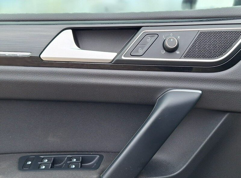 Volkswagen Golf Sportsvan automat LEDY xsenon highline masaz radar navi I (2014-)