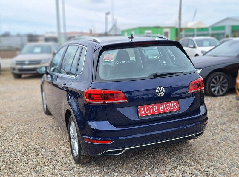 Volkswagen Golf Sportsvan automat LEDY xsenon highline masaz radar navi I (2014-)