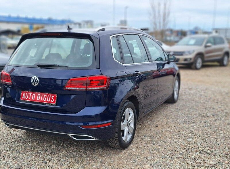 Volkswagen Golf Sportsvan automat LEDY xsenon highline masaz radar navi I (2014-)