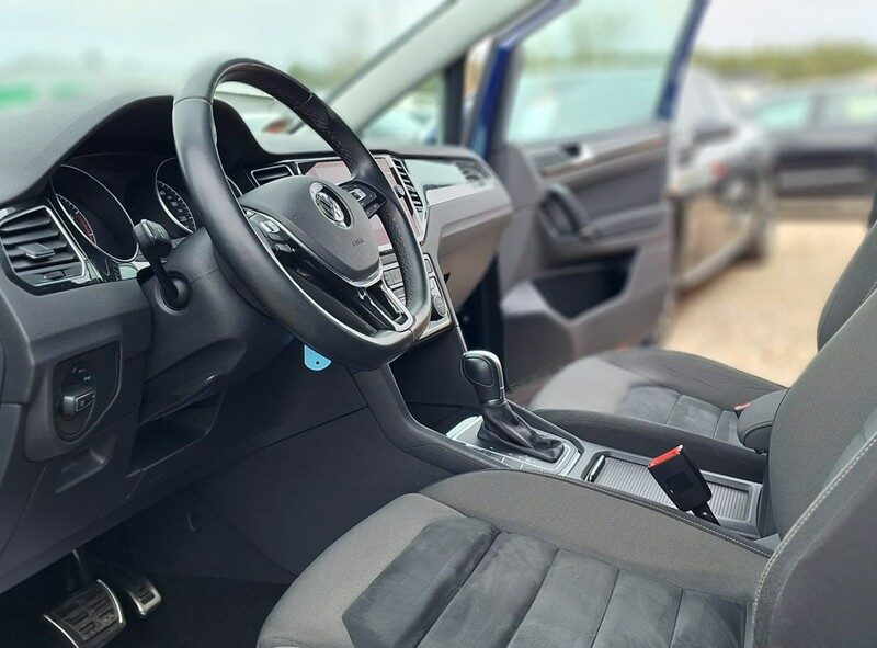 Volkswagen Golf Sportsvan automat LEDY xsenon highline masaz radar navi I (2014-)