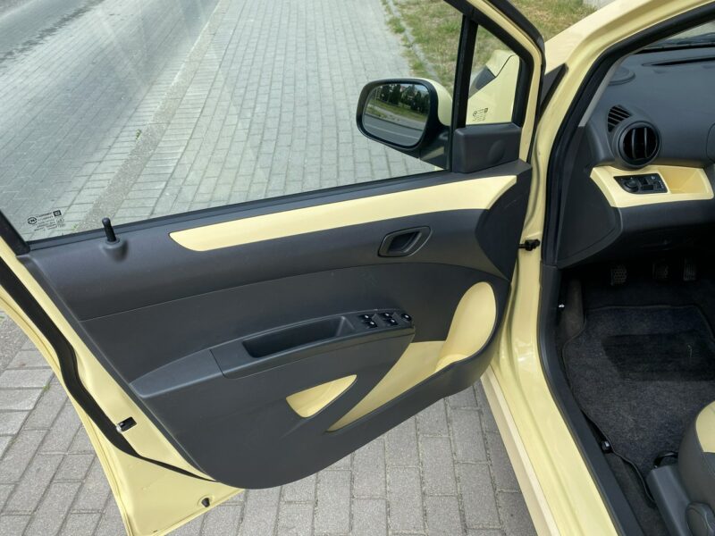 Chevrolet Spark Benzyna, symboliczny przebieg, klimatyzacja, isofix, z Niemiec II (M300) (2010-)