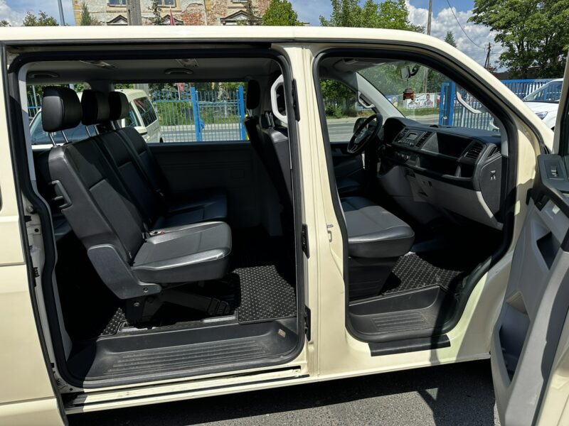 Volkswagen Caravelle T6 Caravelle do przewozu Niepełnosprawnych Inwalida Rampa 2018 Pefron
