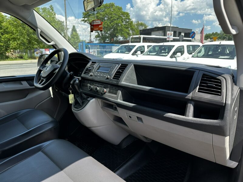 Volkswagen Caravelle T6 Caravelle do przewozu Niepełnosprawnych Inwalida Rampa 2018 Pefron