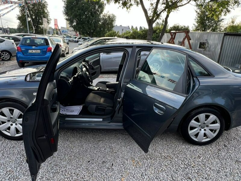 Audi A4 AUTOMAT ,SEDAN * 2.0 benz Z LPG *N.Rozrząd Zadbany / Możliwa zamiana B7 (2004-2007)