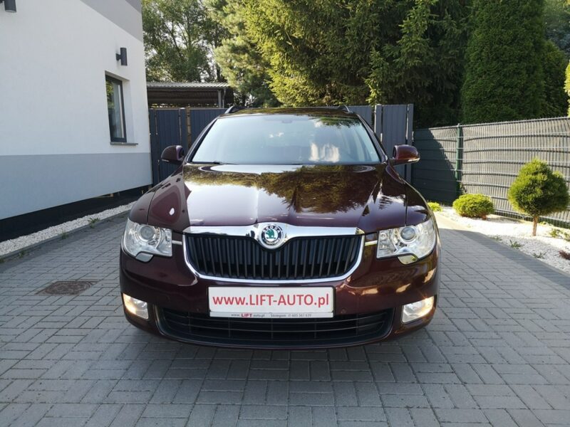 Škoda Superb 1.4 FSI 125KM Klimatronic Tempomat Nawi Kamera Parktronic Serwis II (2008-2015)