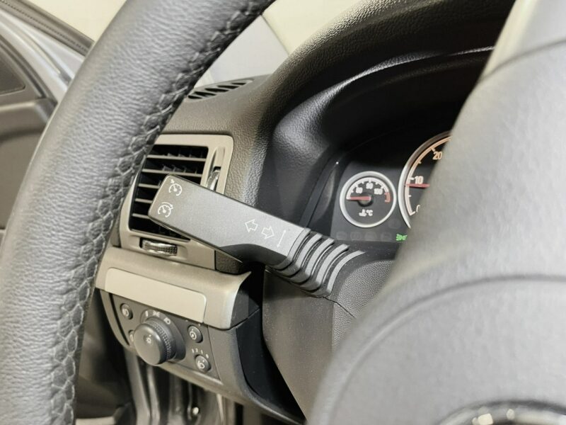 Opel Vectra 1.9 CDTi 100PS*COSMO PLUS Innovation*Navi*Skóry*Idealny Z Niemiec C (2002-2008)