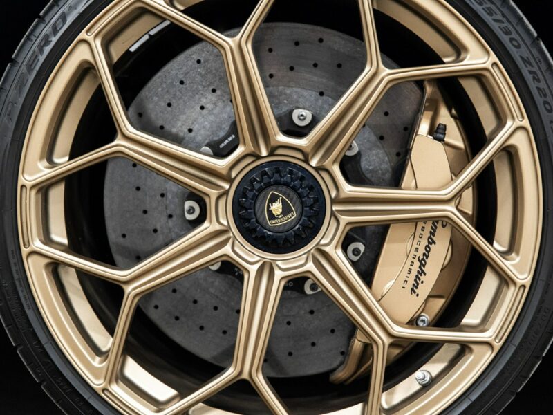 Lamborghini Aventador SVJ LP 770 6.5 V12. Wideoprezentacja. Viola Parsifae.