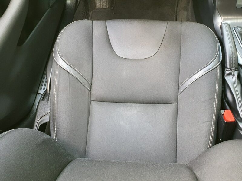 Volvo V40 2.0 D2 120KM # Momentum # Navi # Climatronic # Skóra # BIAŁY !!! II (2012-)