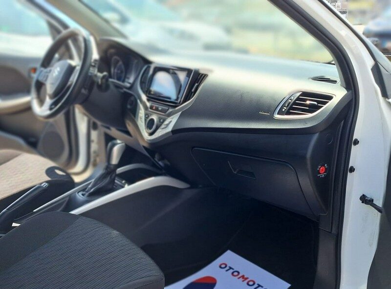 Suzuki Baleno duza navi automat ledy kamera cofania climatronic xsenon
