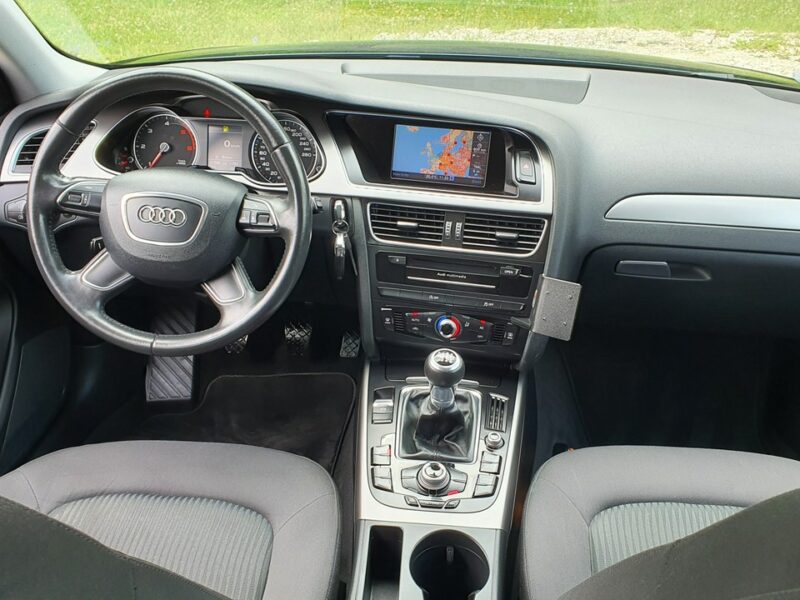 Audi A4 2.0 TDI 136KM # AVANT # Navi # Climatronic # Serwisowany w ASO # IGŁA B8 (2007-2015)