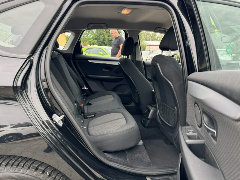 BMW 216 *Serwisowany w ASO*AUTOMAT*Roczna Gwarancja Techniczna* F45