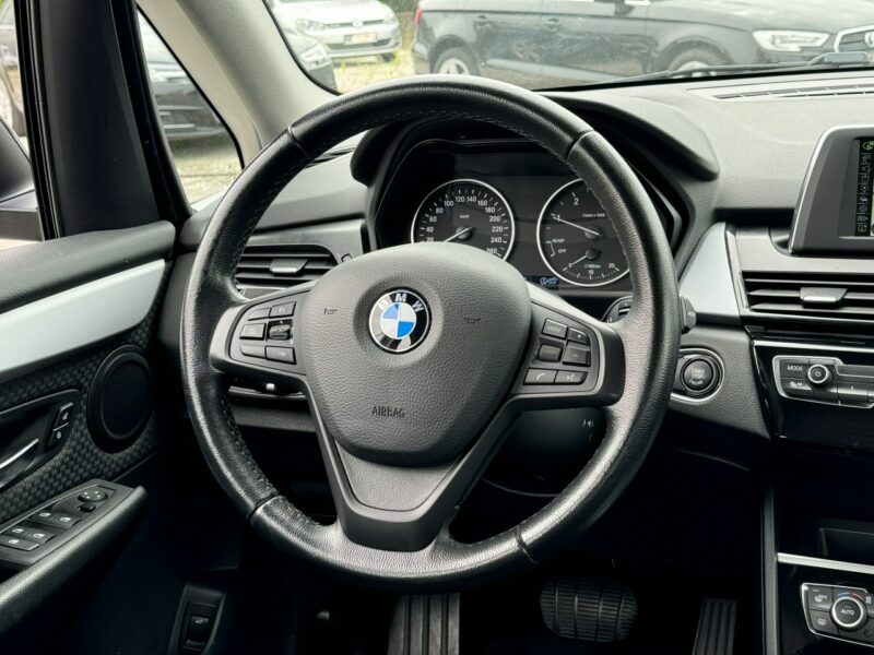 BMW 216 *Serwisowany w ASO*AUTOMAT*Roczna Gwarancja Techniczna* F45
