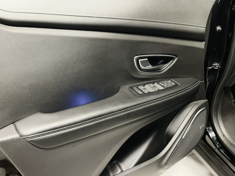 Renault Grand Scenic 1.6 DCi 160KM*INITIALE PARIS*BOSE*Komfortsitze*7-osób*KeyLess*AUTOMAT III (2016-2021)