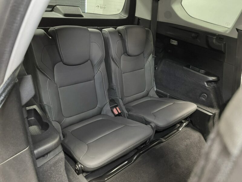 Renault Grand Scenic 1.6 DCi 160KM*INITIALE PARIS*BOSE*Komfortsitze*7-osób*KeyLess*AUTOMAT III (2016-2021)