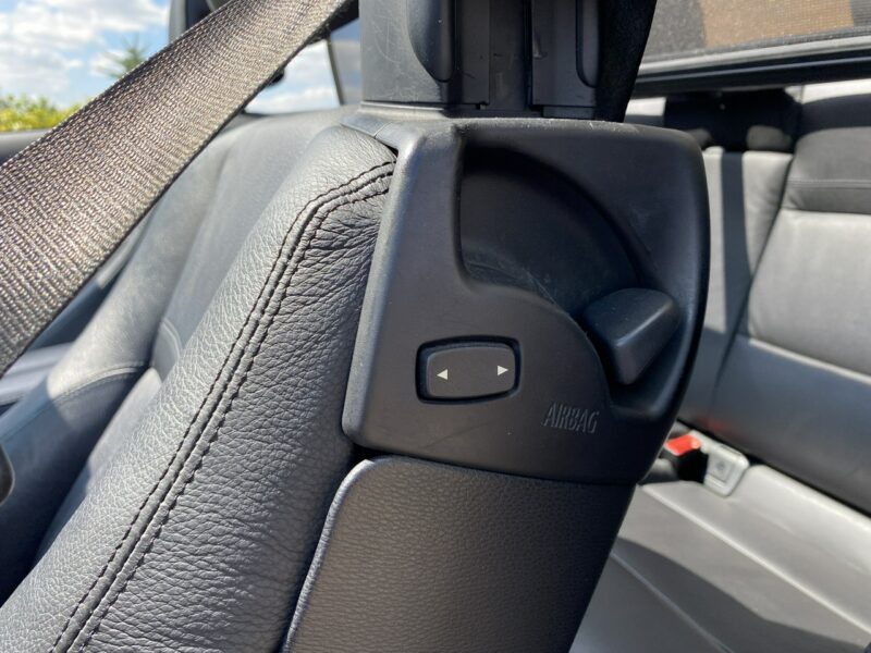 BMW 320 2.0 M Pakiet full opcja biała perła ledy bi xenon nawi alu 19 E90E91E92E93(2005-2012)
