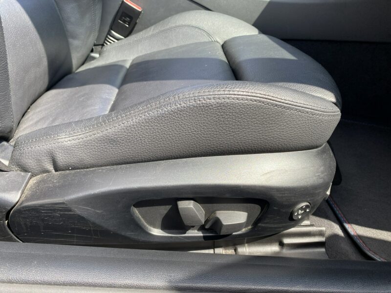 BMW 320 2.0 M Pakiet full opcja biała perła ledy bi xenon nawi alu 19 E90E91E92E93(2005-2012)