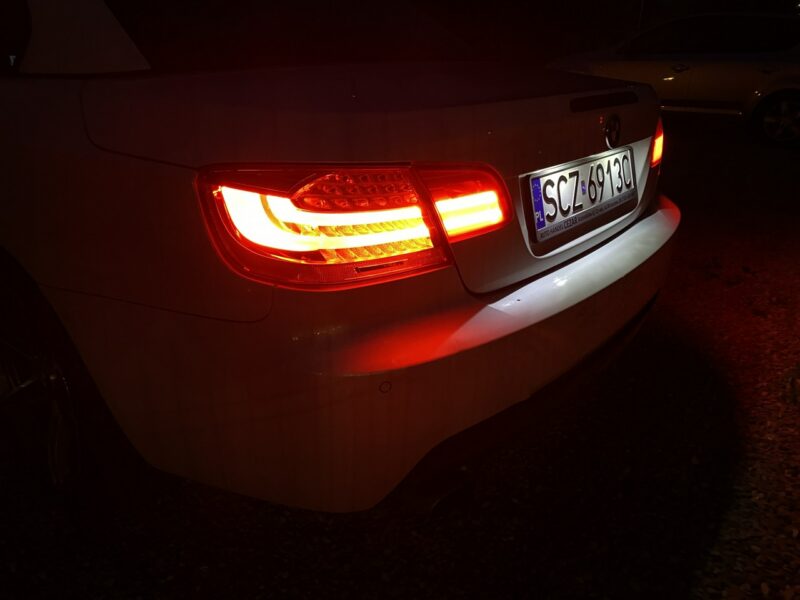 BMW 320 2.0 M Pakiet full opcja biała perła ledy bi xenon nawi alu 19 E90E91E92E93(2005-2012)