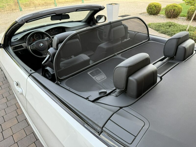 BMW 320 2.0 M Pakiet full opcja biała perła ledy bi xenon nawi alu 19 E90E91E92E93(2005-2012)