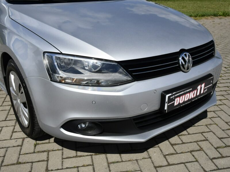 Volkswagen Jetta 1,2Turbo DUDKI11 Serwis,Navi,Klimatr 2 str.Tempomat.kredyt.OKAZJA A6 (2010-)