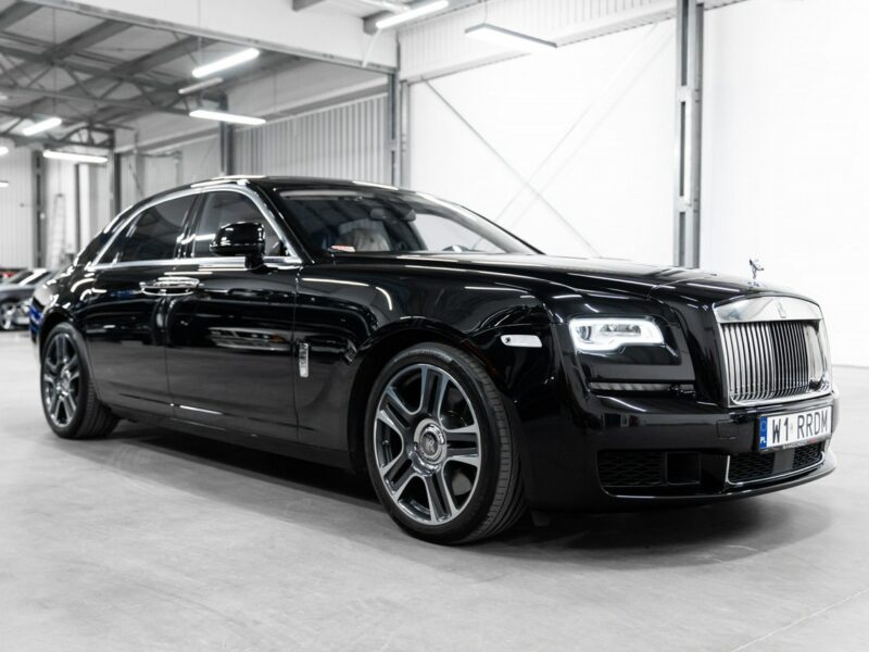 Rolls-Royce Ghost 6.6 V12 570KM. Gwiezdny sufit Starlight. Salon PL. 1 właściciel. FV23%