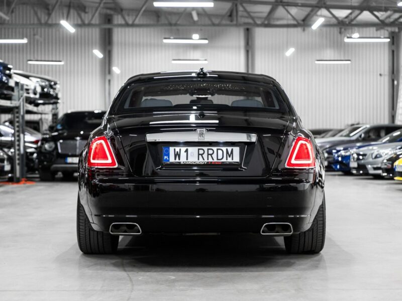 Rolls-Royce Ghost 6.6 V12 570KM. Gwiezdny sufit Starlight. Salon PL. 1 właściciel. FV23%