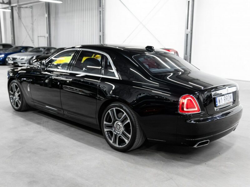 Rolls-Royce Ghost 6.6 V12 570KM. Gwiezdny sufit Starlight. Salon PL. 1 właściciel. FV23%